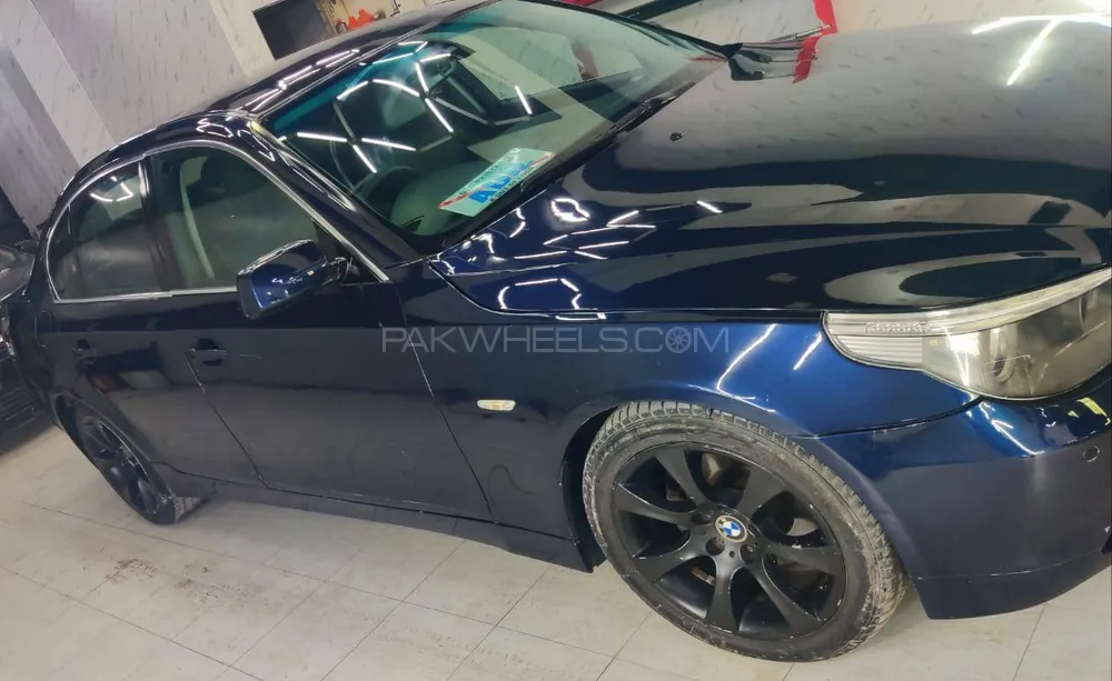 بی ایم ڈبلیو 5 سیریز 2006 for Sale in لاہور بی ایم ڈبلیو 5 سیریز 2006 for Sale in لاہور Image-4