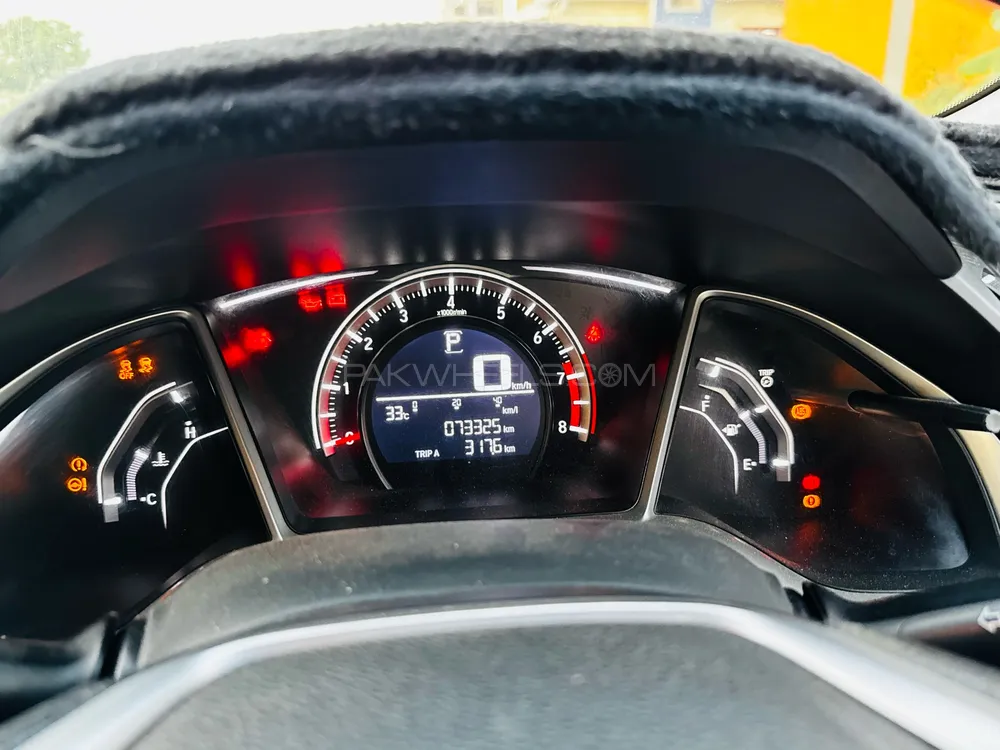 Honda Civic 2017 for Sale in Karachi Honda Civic 2017 for Sale in Karachi Image-12