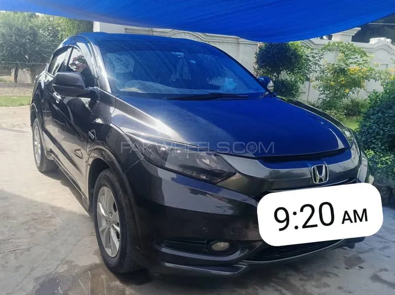 Honda Vezel 2014 for Sale in Rahim Yar Khan Image-1