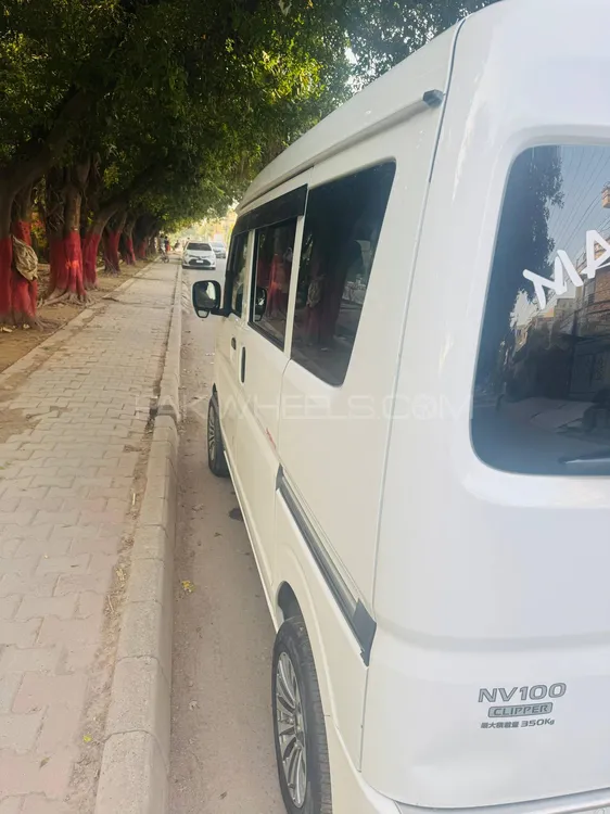نسان کلپر 2020 for Sale in لاہور نسان کلپر 2020 for Sale in لاہور Image-10