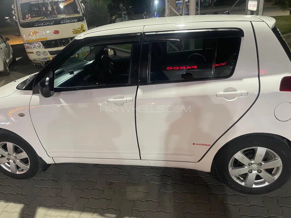 Suzuki Swift 2011 for Sale in Gujar Khan Image-1