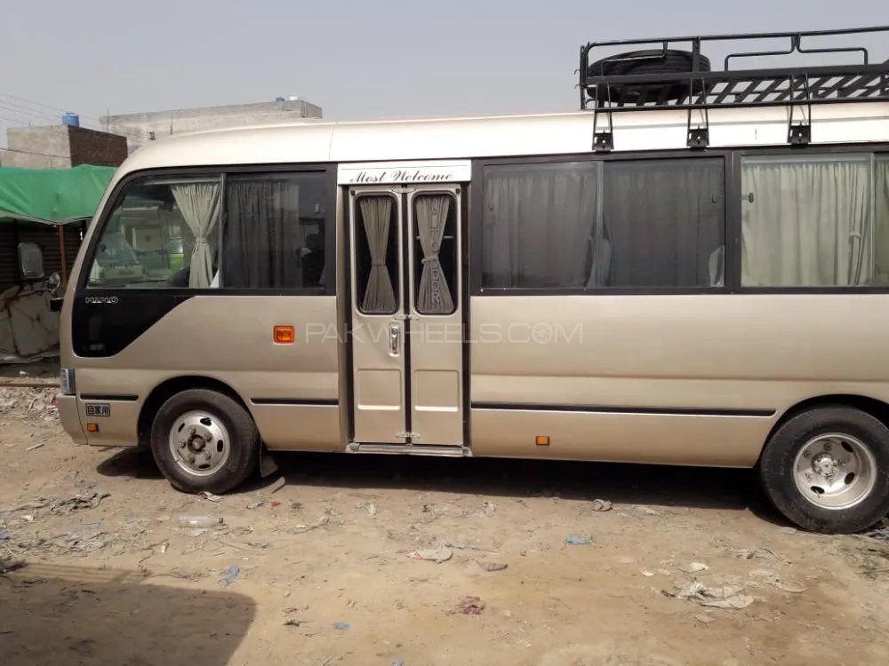 Toyota Coaster 1997 for Sale in Lahore Image-1