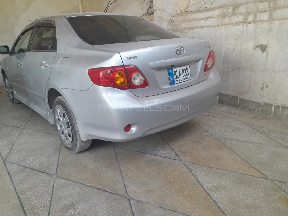 Toyota Corolla 2011 for Sale in Kohat Image-1