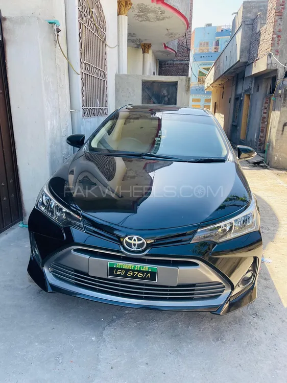 Toyota Corolla 2017 for Sale in Gujrat Image-1