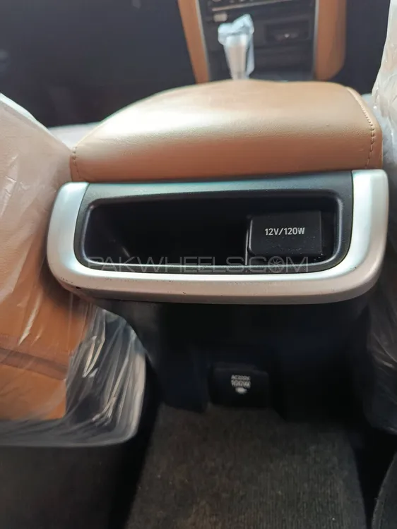 Toyota Fortuner 2018 for Sale in Karachi Toyota Fortuner 2018 for Sale in Karachi Image-7