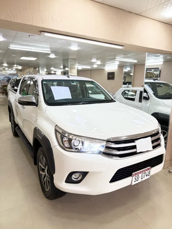 Toyota Hilux 2019 for Sale in Hyderabad Image-1