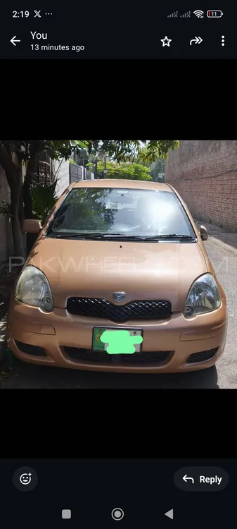Toyota Vitz 2004 for Sale in Lahore Image-1