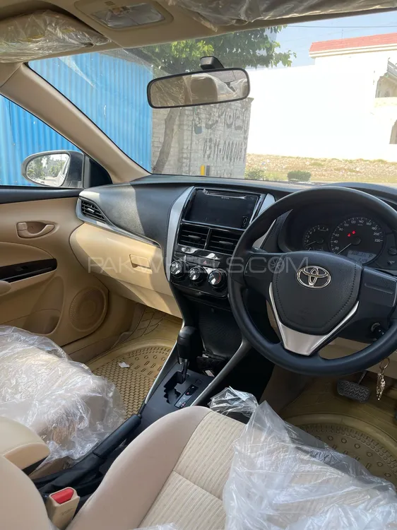 Toyota Yaris Sedan 2024 for Sale in Lahore Toyota Yaris Sedan 2024 for Sale in Lahore Image-4