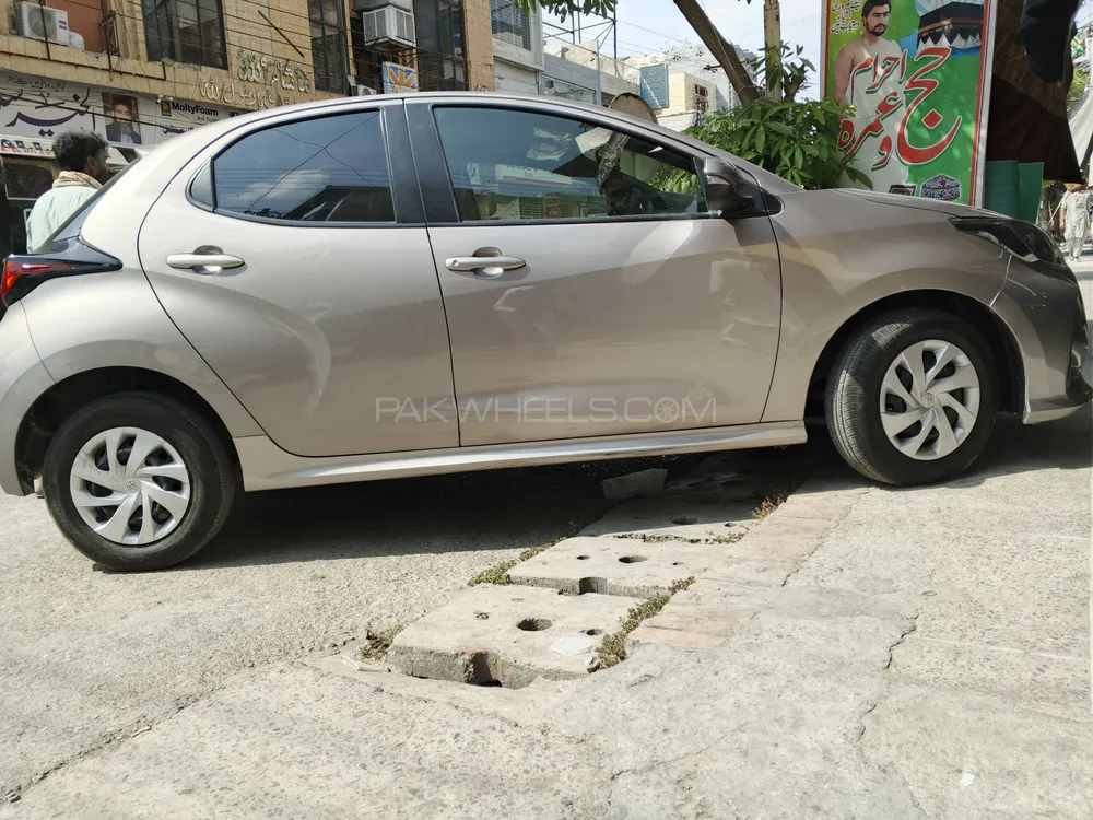 Toyota Yaris Hatchback 2023 for Sale in Attock Toyota Yaris Hatchback 2023 for Sale in Attock Image-17