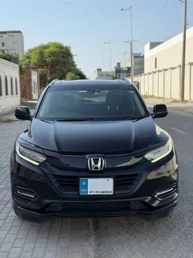 Honda Vezel Hybrid Z Honda Sensing  2019