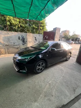 Toyota Corolla Altis Grande X CVT-i 1.8 Beige Interior 2021