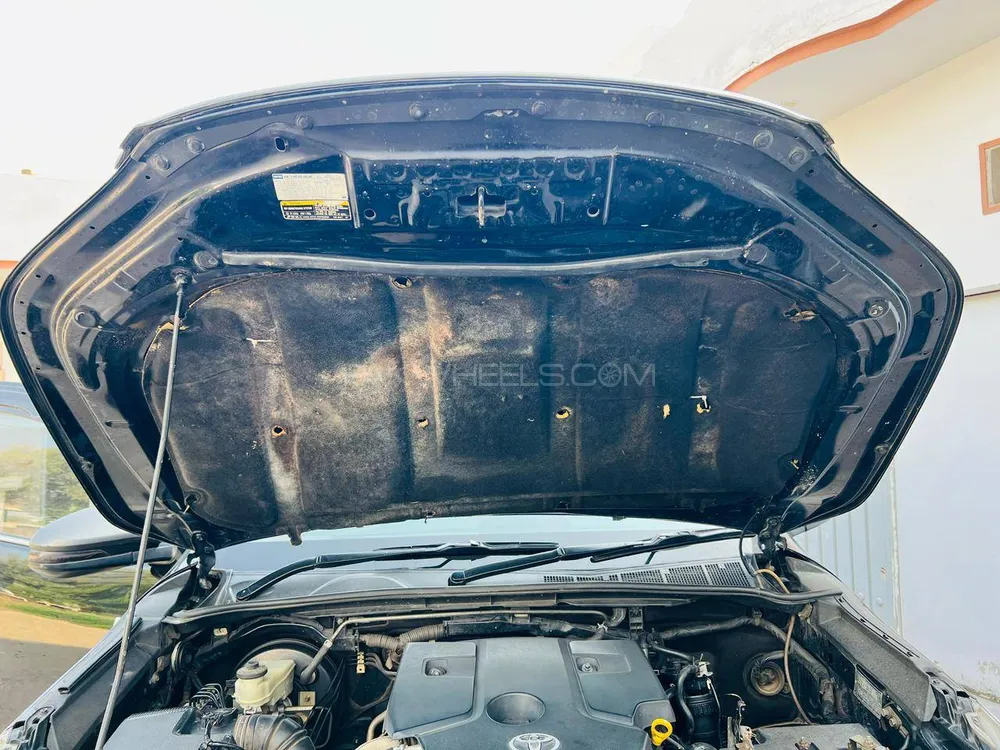Toyota Hilux 2021 for Sale in Mandi bahauddin Toyota Hilux 2021 for Sale in Mandi bahauddin Image-7