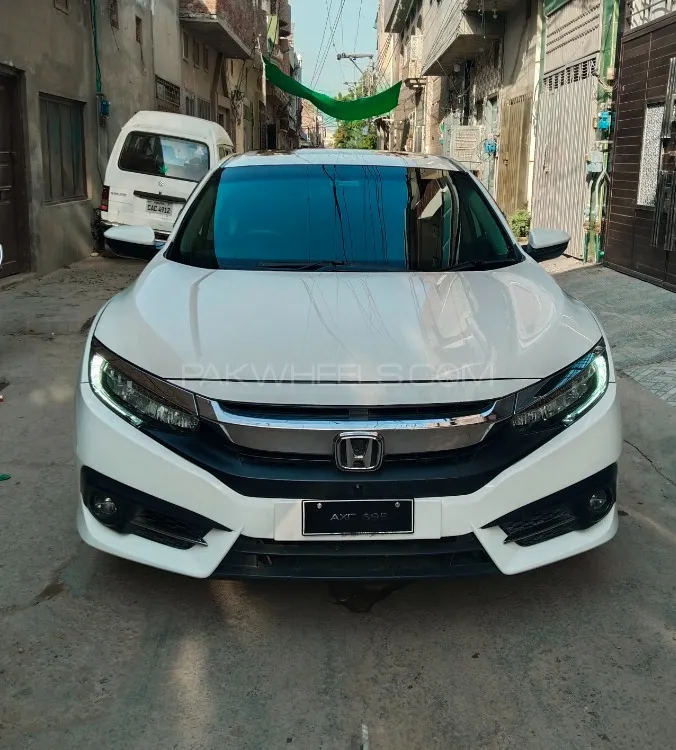 Honda Civic 2019 for Sale in Faisalabad Image-1