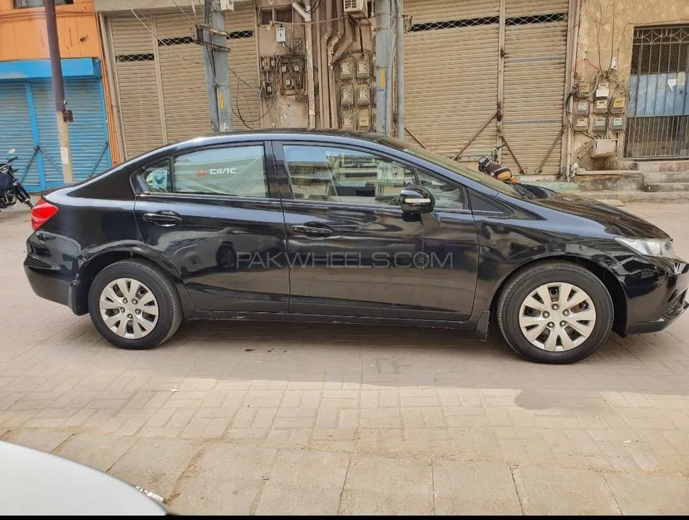 ہونڈا سوک 2013 for Sale in کراچی ہونڈا سوک 2013 for Sale in کراچی Image-4