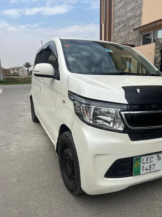 Honda N Wgn 2014 for Sale in Faisalabad Honda N Wgn 2014 for Sale in Faisalabad Image-7