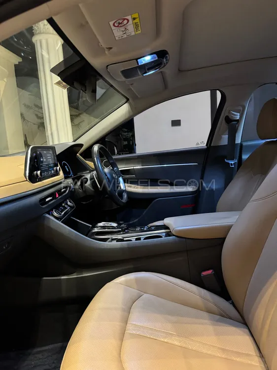 ہنڈائی سوناتا 2022 for Sale in ملتان ہنڈائی سوناتا 2022 for Sale in ملتان Image-8