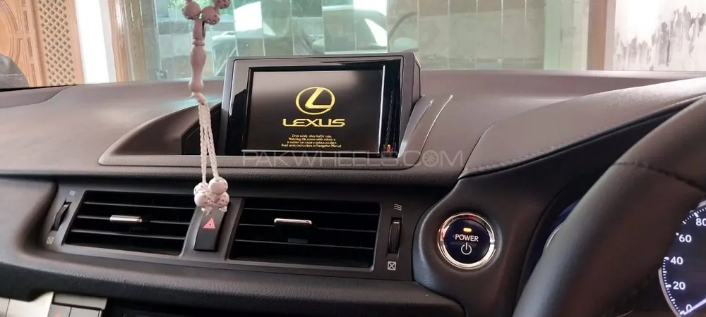 Lexus CT200h 2011 for Sale in Lahore Lexus CT200h 2011 for Sale in Lahore Image-14