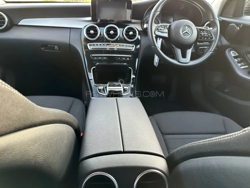 Mercedes Benz C Class 2019 for Sale in Karachi Image-1