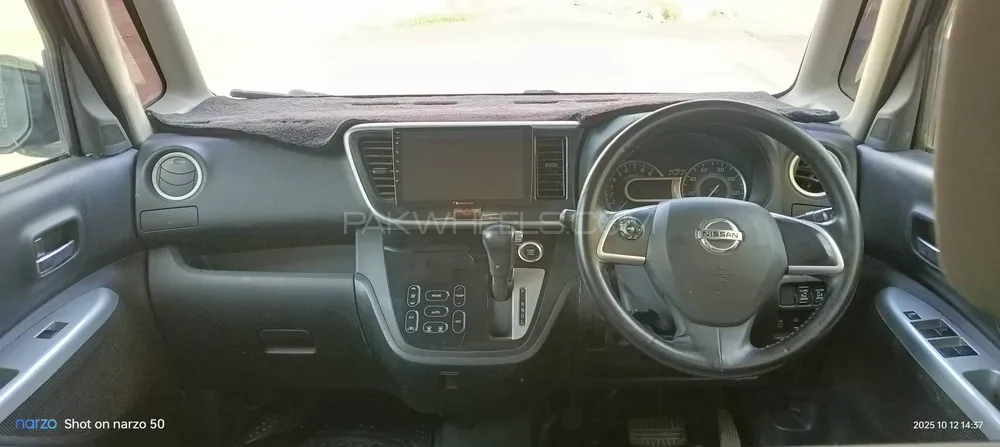 Nissan Dayz Roox 2015 for Sale in Karachi Nissan Dayz Roox 2015 for Sale in Karachi Image-8