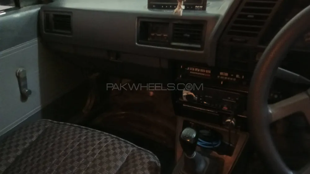 Nissan Sunny 1988 for Sale in Peshawar Nissan Sunny 1988 for Sale in Peshawar Image-4