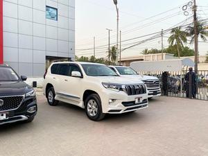 Toyota Prado TX
Model: 2019
Mileage: 24,000 km
Reg: 2025 khi

*7 seater 
*Beige room

Calling and Visiting Hours

Monday to Saturday

11:00 AM to 7:00 PM