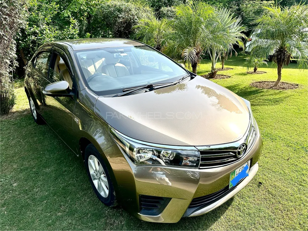 Toyota Corolla 2015 for Sale in Lahore Image-1