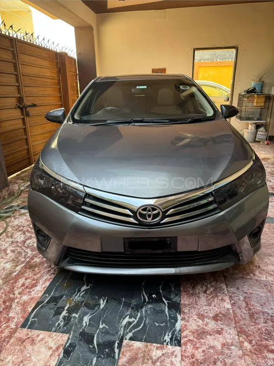 Toyota Corolla 2015 for Sale in Lahore Image-1