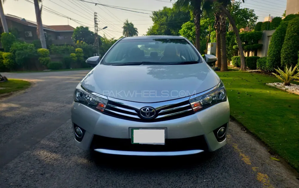 Toyota Corolla 2016 for Sale in Lahore Image-1