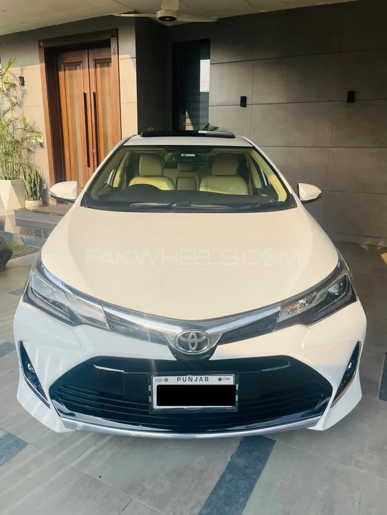 Toyota Corolla 2021 for Sale in Lahore Image-1