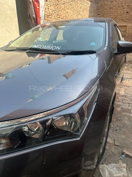 Toyota Corolla 2017 for Sale in Faisalabad Image-1