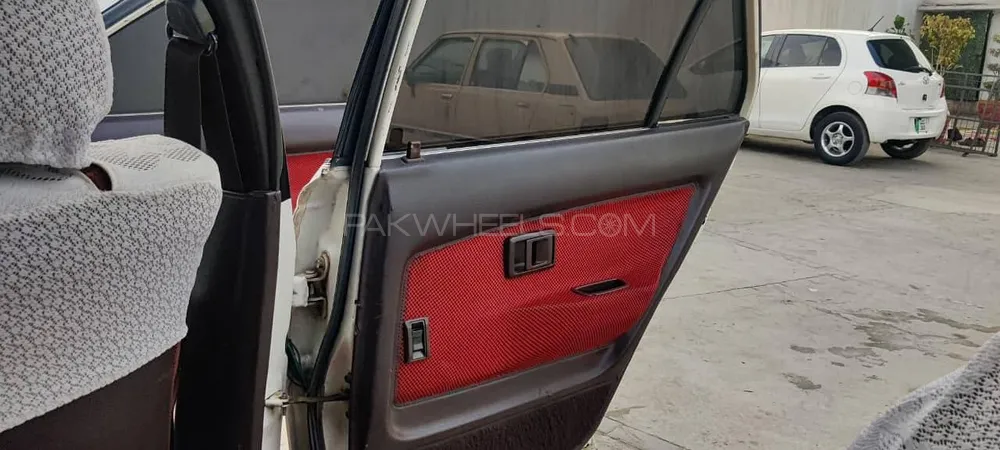 Toyota Corolla 1988 for Sale in Peshawar Image-1