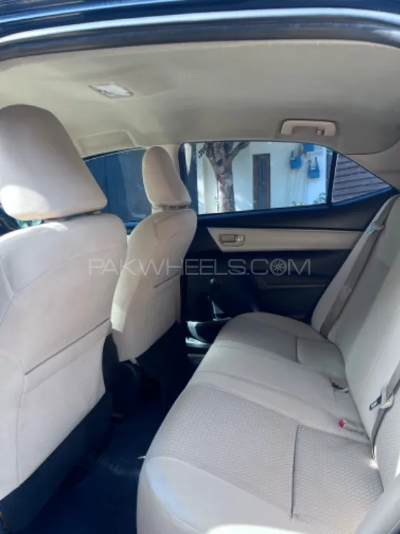 Toyota Corolla 2017 for Sale in Lahore Toyota Corolla 2017 for Sale in Lahore Image-5