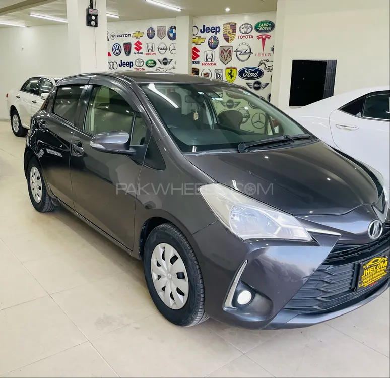 Toyota Vitz 2017 for Sale in Jhelum Toyota Vitz 2017 for Sale in Jhelum Image-4