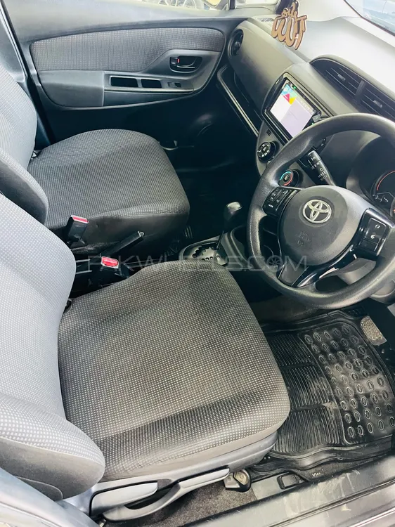 Toyota Vitz 2017 for Sale in Jhelum Toyota Vitz 2017 for Sale in Jhelum Image-16