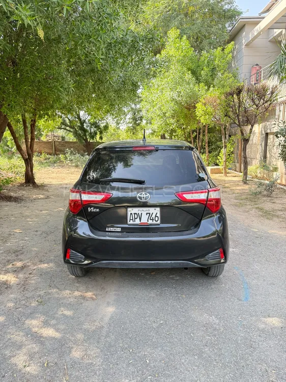 Toyota Vitz 2018 for Sale in Lahore Image-1