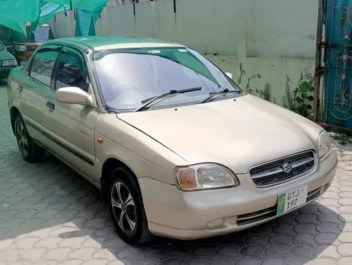 Suzuki Baleno JXR 2005