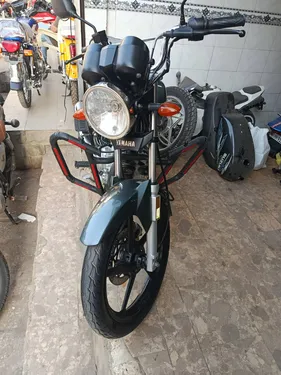Yamaha YB 125Z-DX 2025