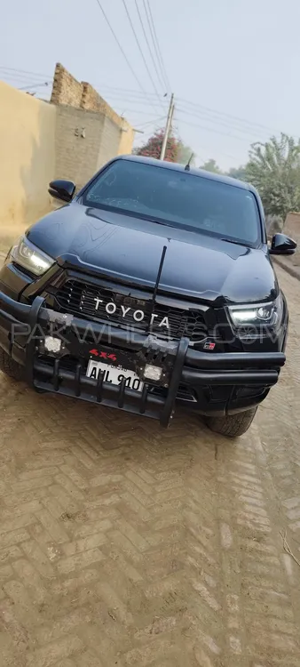 Toyota Hilux 2024 for Sale in Arifwala Image-1
