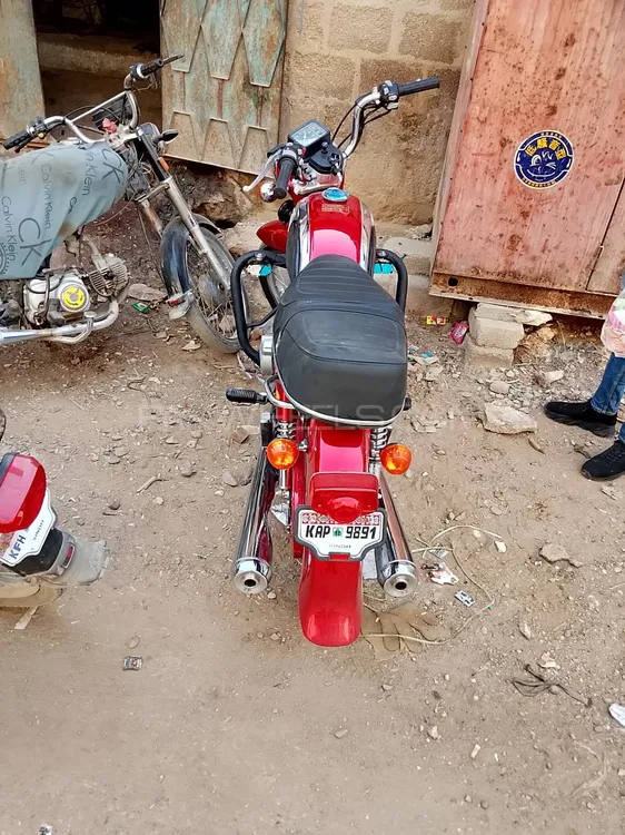 ہونڈا CD 200  1982 for Sale ہونڈا CD 200  1982 for Sale Image-3