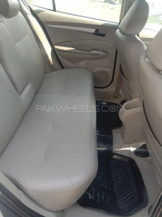 ہونڈا سٹی 2019 for Sale in لاہور ہونڈا سٹی 2019 for Sale in لاہور Image-3