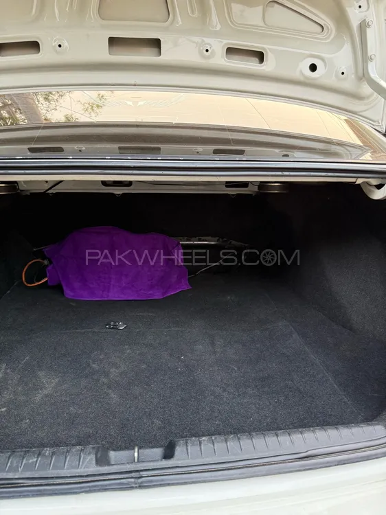 Honda Civic 2010 for Sale in Lahore Honda Civic 2010 for Sale in Lahore Image-12