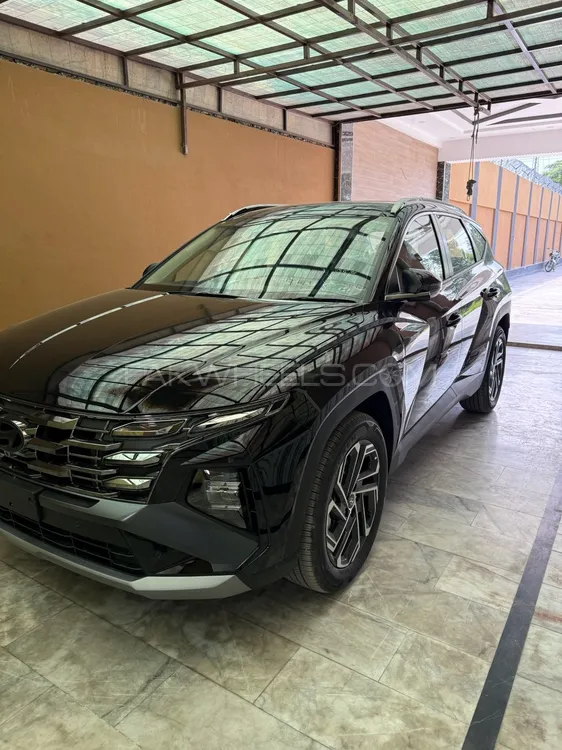 Hyundai Tucson 2025 for Sale in Peshawar Image-1