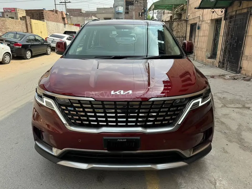 کِیا کارنیول 2022 for Sale in فیصل آباد Image-1