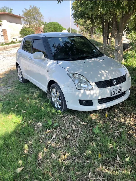 Suzuki Swift 2011 for Sale in Peshawar Image-1