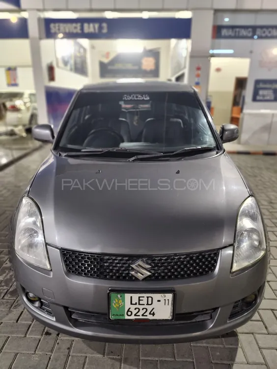 Suzuki Swift 2011 for Sale in Gujranwala Image-1