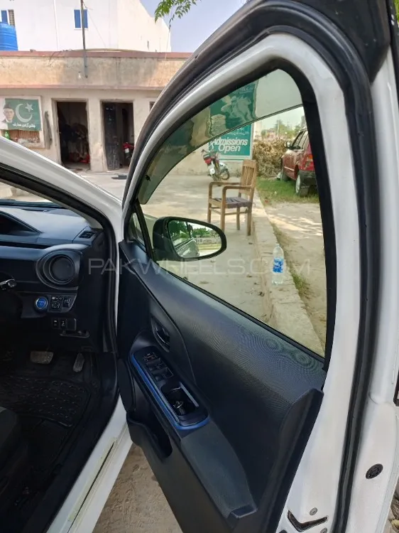 Toyota Aqua 2014 for Sale in Okara Toyota Aqua 2014 for Sale in Okara Image-11