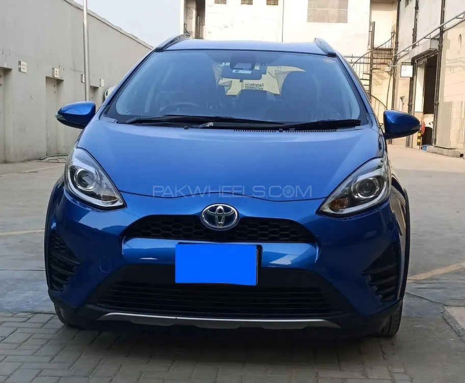 Toyota Aqua 2018 for Sale in Gujranwala Image-1