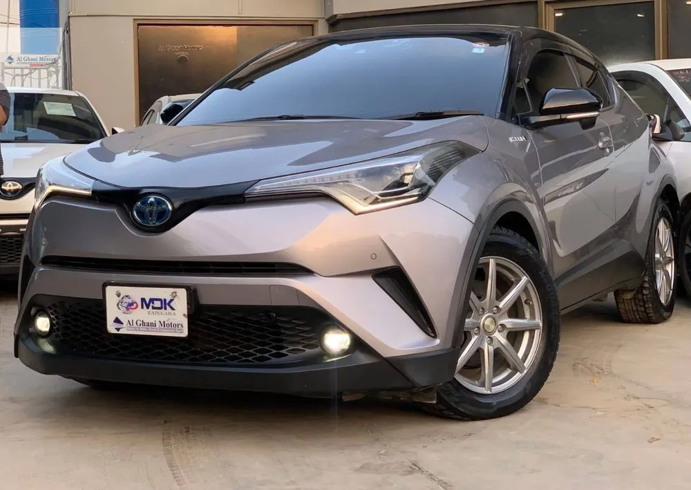 Toyota C-HR 2019 for Sale in Karachi Toyota C-HR 2019 for Sale in Karachi Image-3