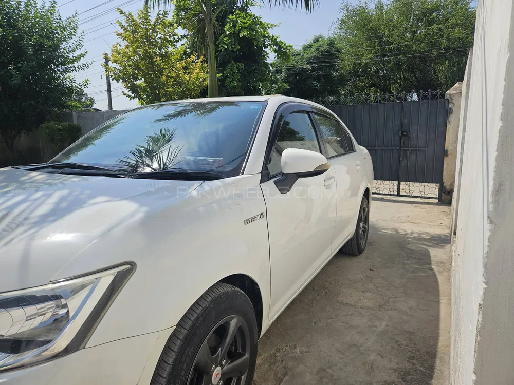 Toyota Corolla Axio 2013 for Sale in Sargodha Toyota Corolla Axio 2013 for Sale in Sargodha Image-4