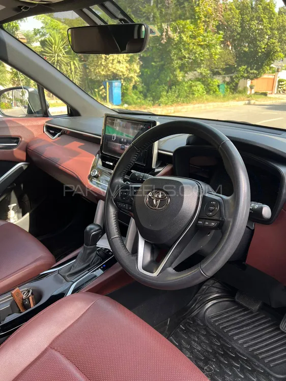 Toyota Corolla Cross 2024 for Sale in Rawalpindi Image-1